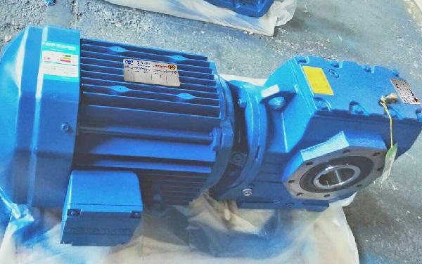 碼垛機(jī)減速機(jī)，SF107大型蝸輪減速機(jī),SF107Y22KW減速電機(jī)